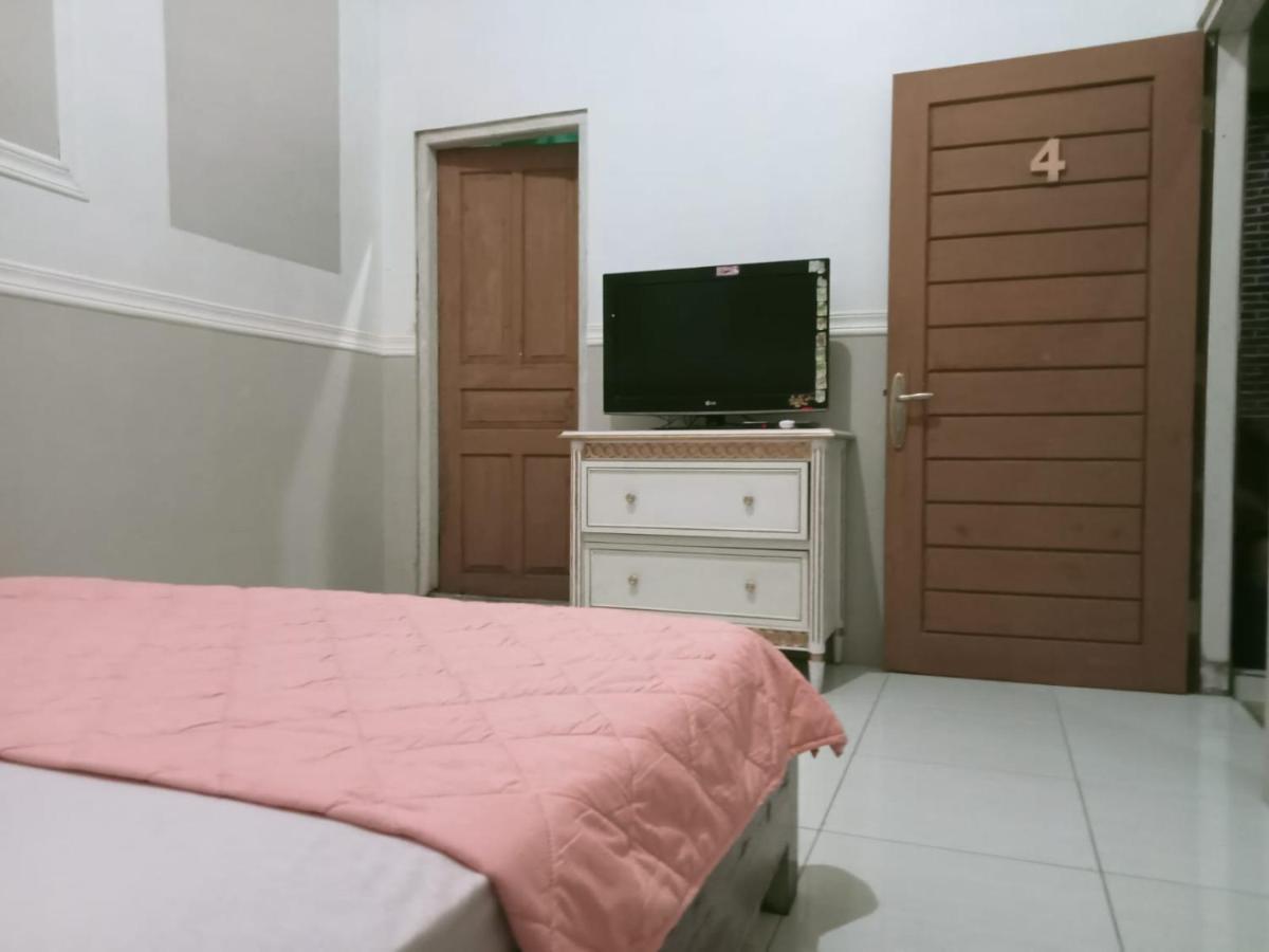 Cahaya Homestay Magelang Exteriör bild