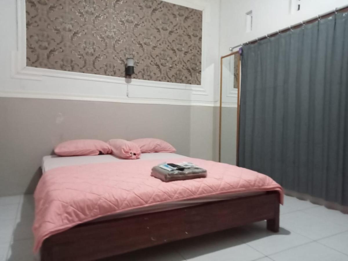 Cahaya Homestay Magelang Exteriör bild